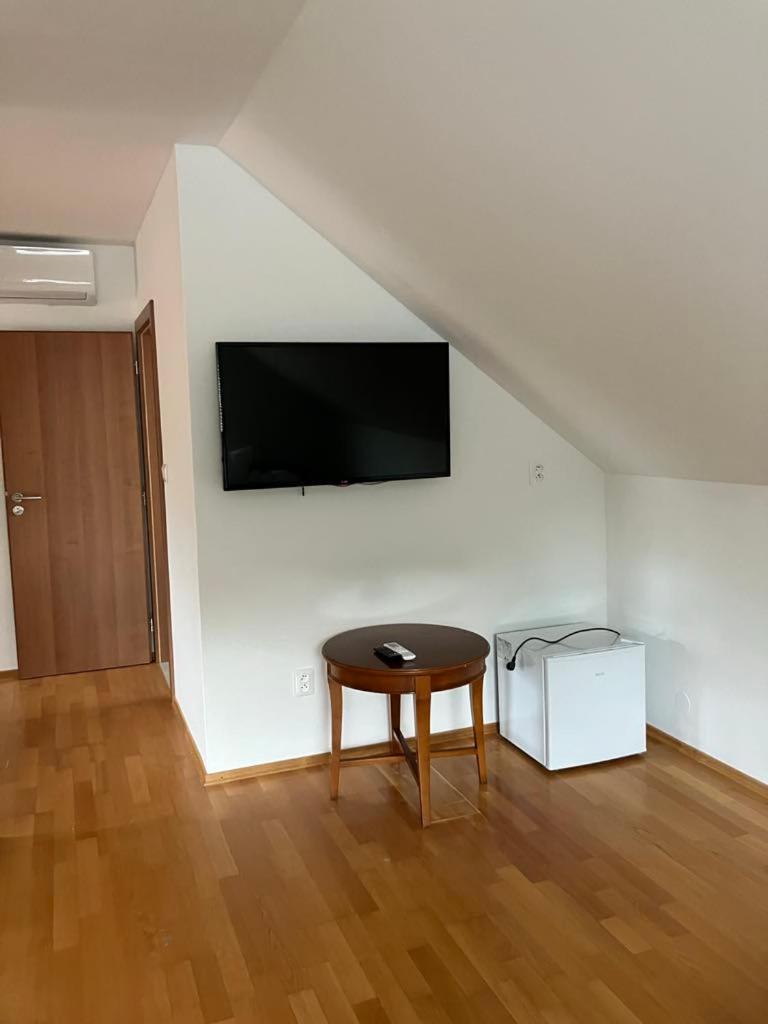 Vila Pri Kupeloch Бойнице Екстериор снимка