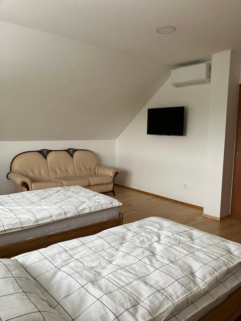 Vila Pri Kupeloch Бойнице Екстериор снимка
